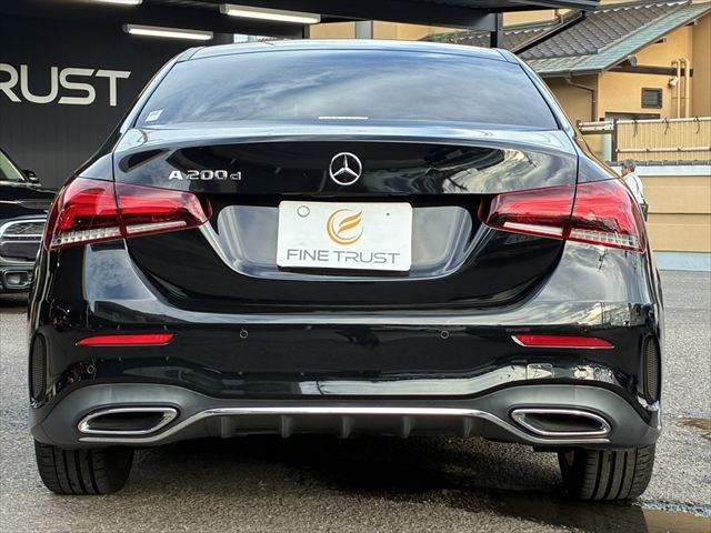 MERCEDES BENZ A class sedan