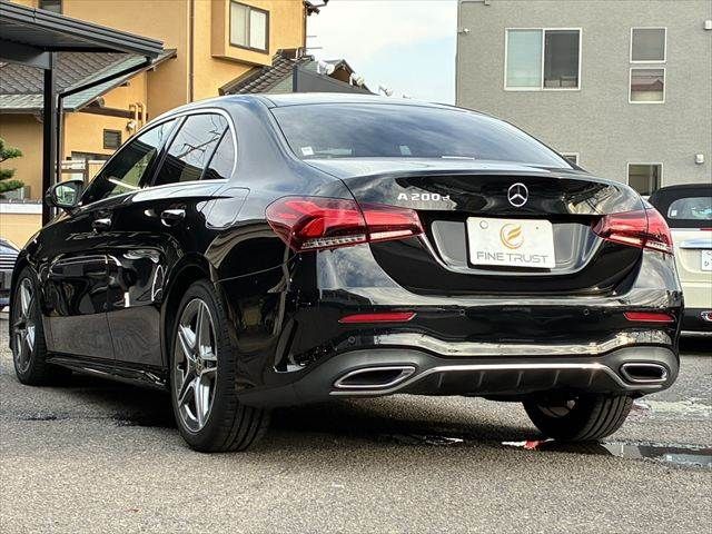 MERCEDES BENZ A class sedan