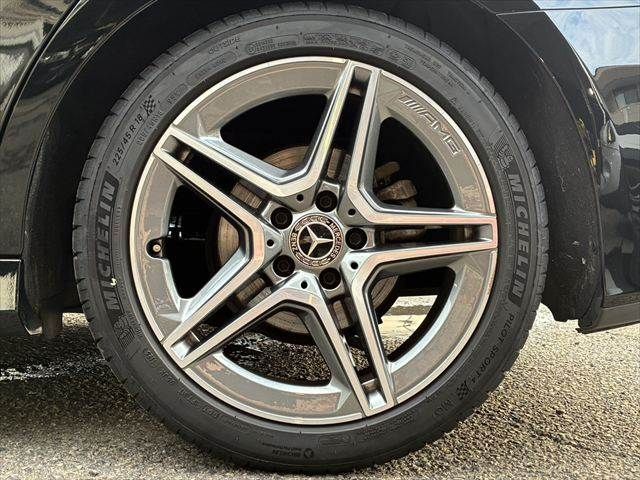 MERCEDES BENZ A class sedan