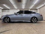 CROWN sedan hybrid