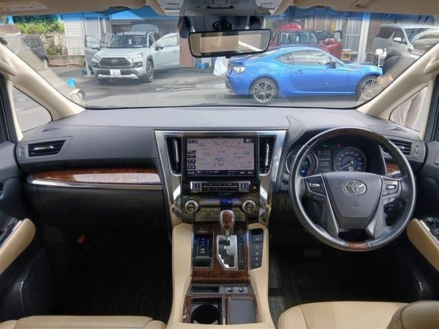 ALPHARD hybrid 4WD