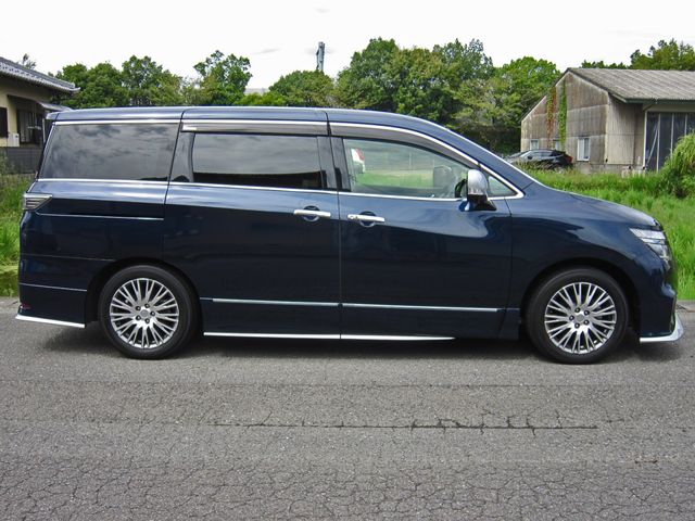 ELGRAND 4WD