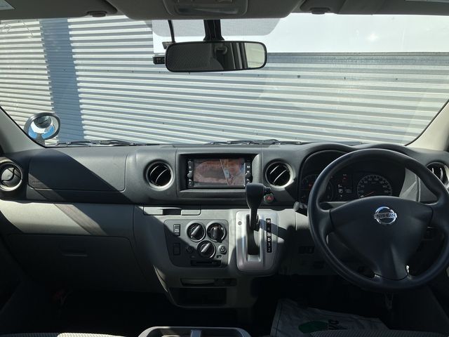 NV350 CARAVAN 4WD