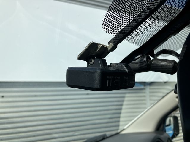 NV350 CARAVAN 4WD