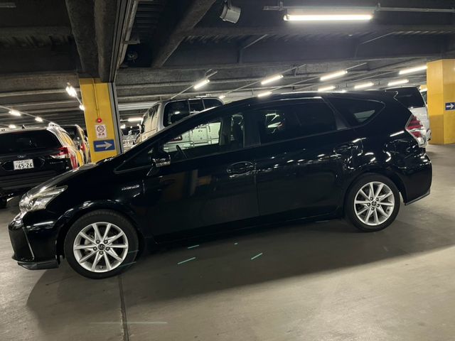 PRIUS Alpha