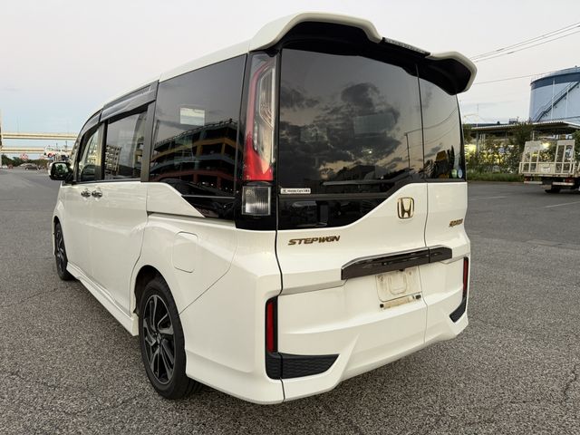 STEPWAGON SPADA