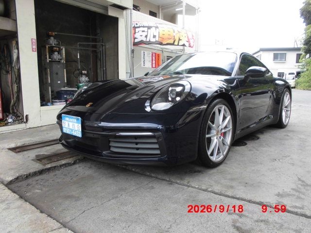 PORSCHE 911
