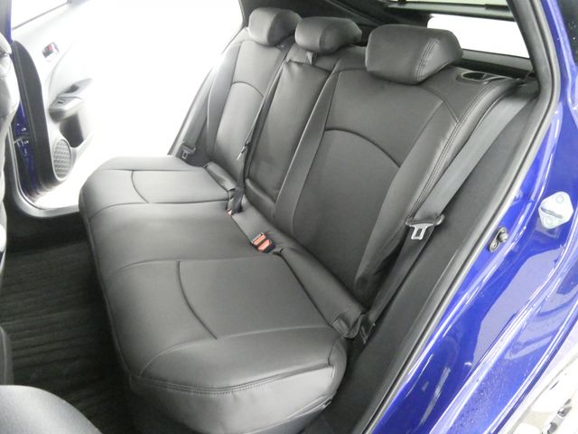 PRIUS 4WD