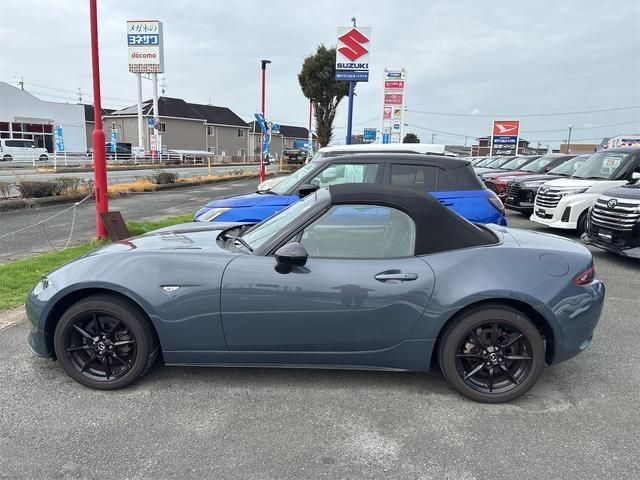 ROADSTER
