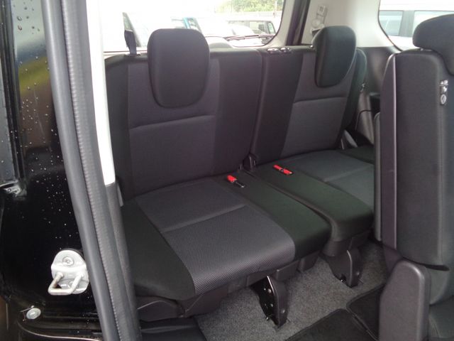 SERENA  S-HYBRID 4WD