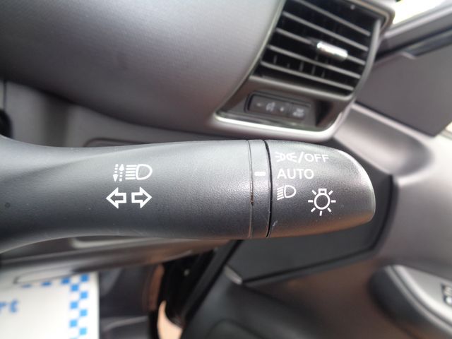 SERENA  S-HYBRID 4WD