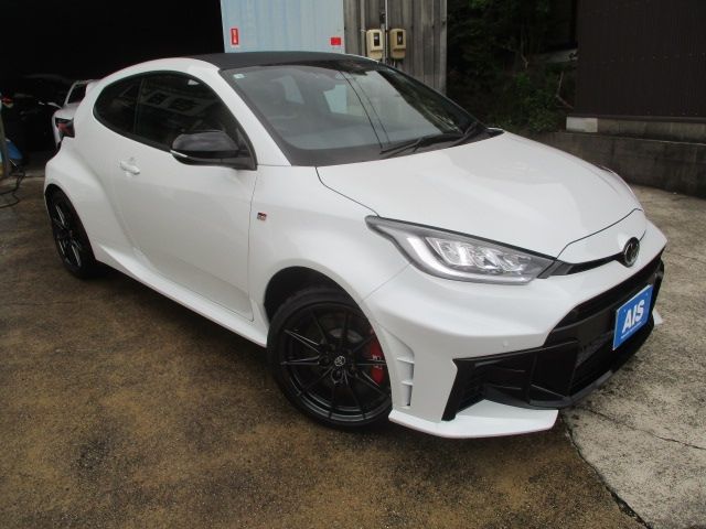 GR YARIS