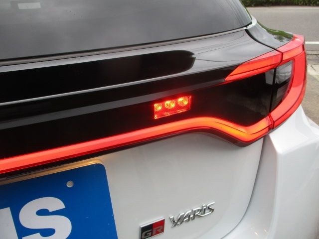 GR YARIS