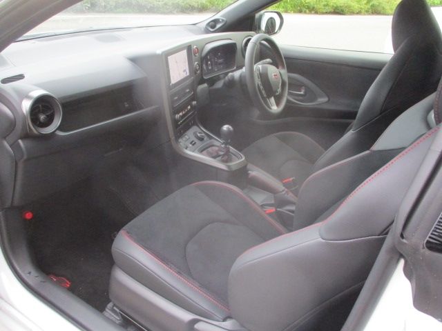 GR YARIS
