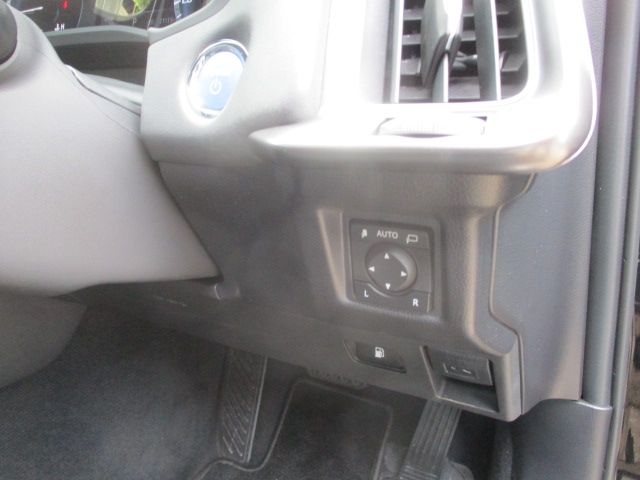 CROWN sedan hybrid 4WD