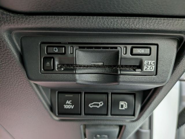 PRIUS 4WD