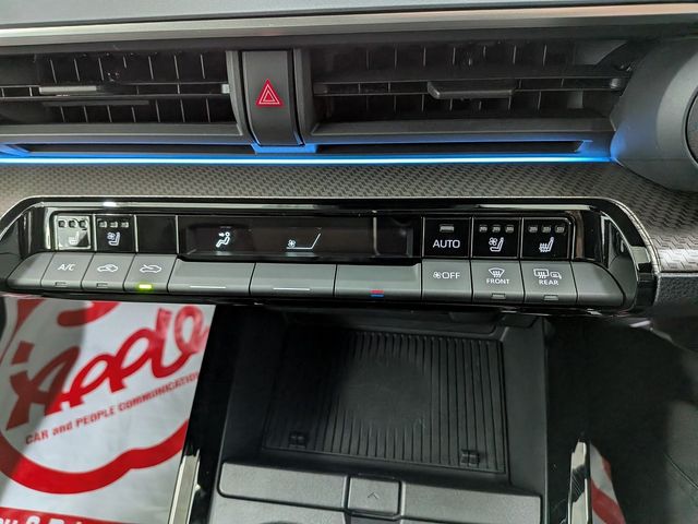 PRIUS 4WD