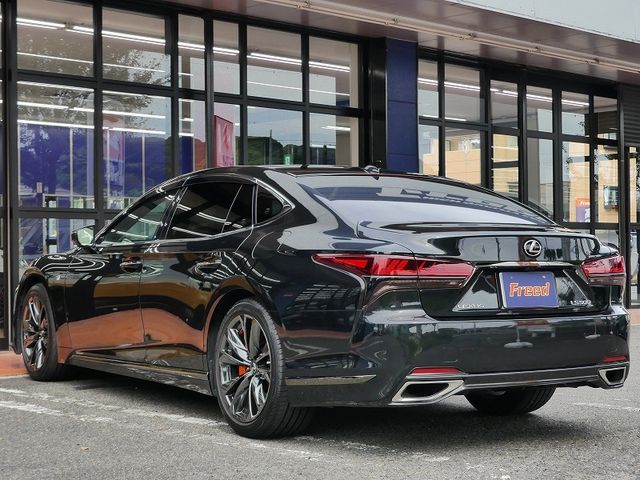 LEXUS LS500