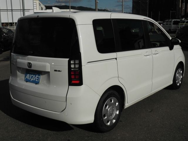FREED e:HEV