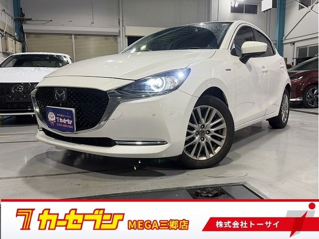 MAZDA2