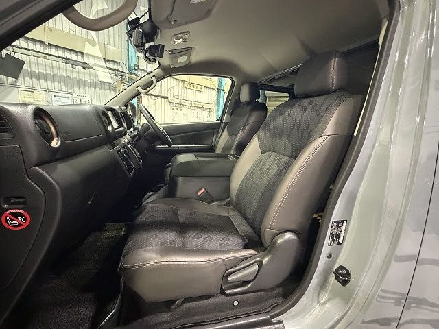 CARAVAN van 1.15t 2WD