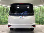 VOXY HYBRID