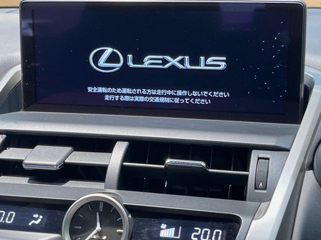LEXUS NX300h