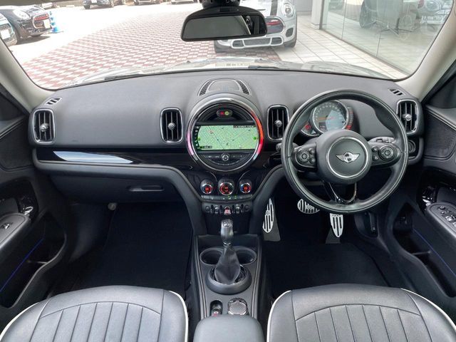 BMW MINI COOPER D CROSSOVER