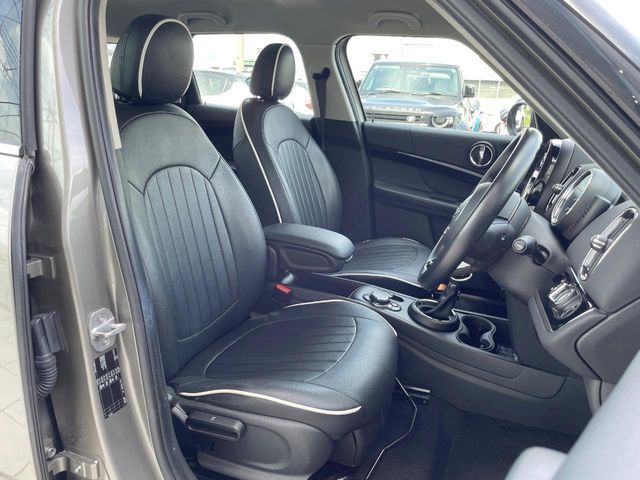 BMW MINI COOPER D CROSSOVER