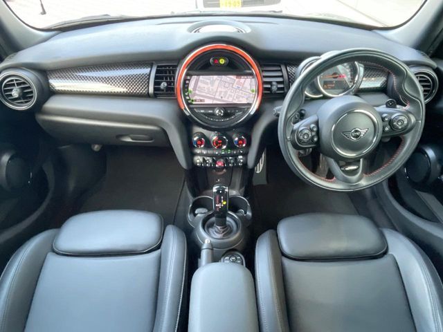MINI COOPER SD 5DOOR