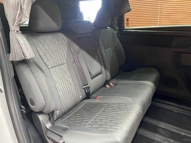 ALPHARD hybrid