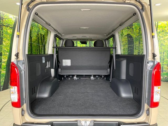 HIACE van 4WD