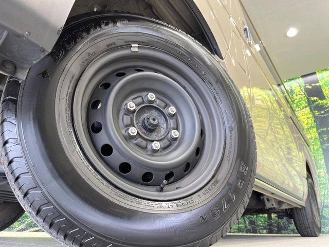 HIACE van 4WD