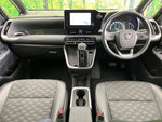 VOXY HYBRID