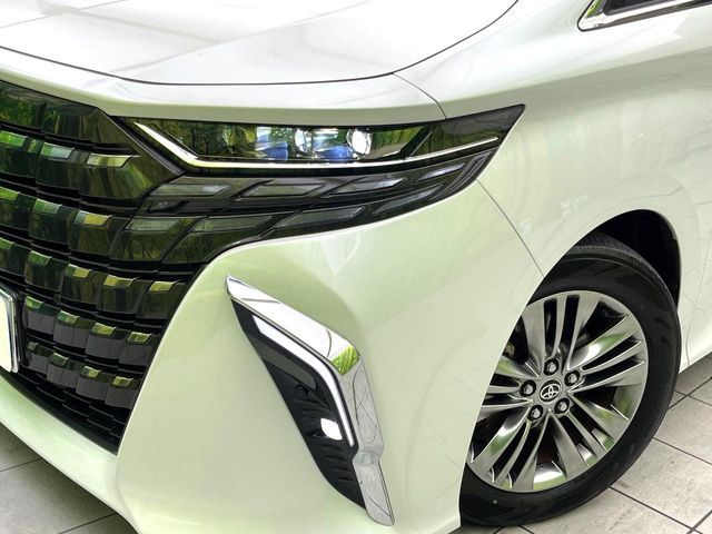 ALPHARD hybrid