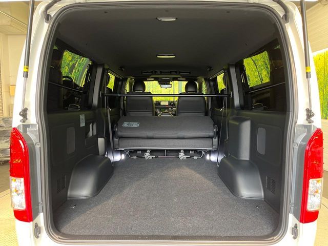 HIACE van 2WD