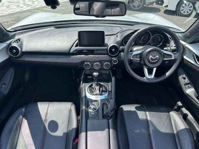 ROADSTER