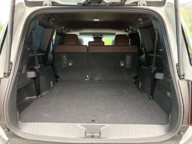 LANDCRUISER 250