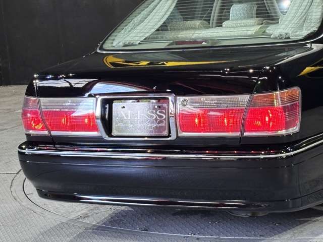 CROWN sedan