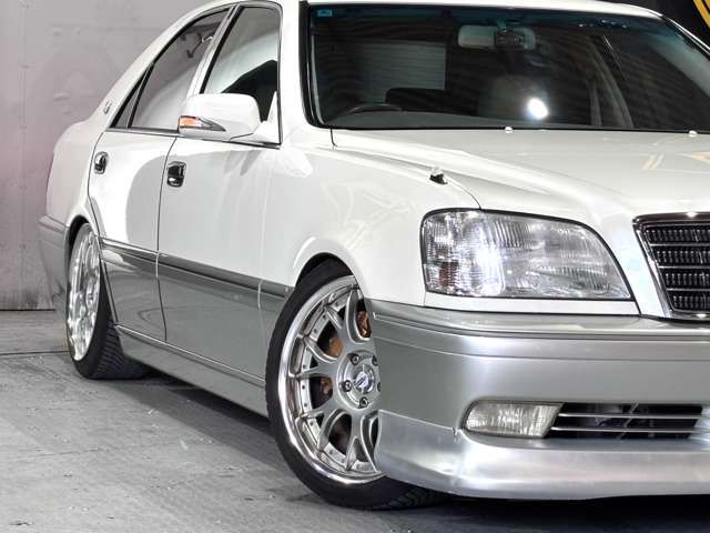 CROWN sedan
