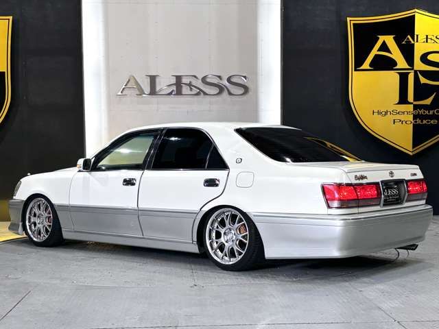 CROWN sedan