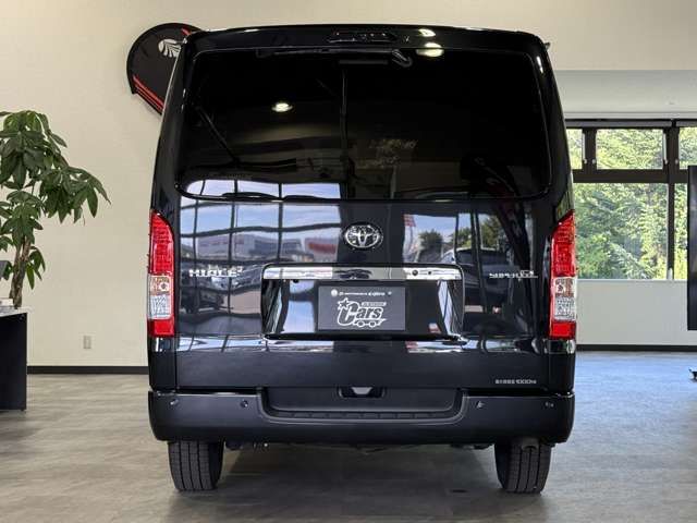 HIACE van 4WD