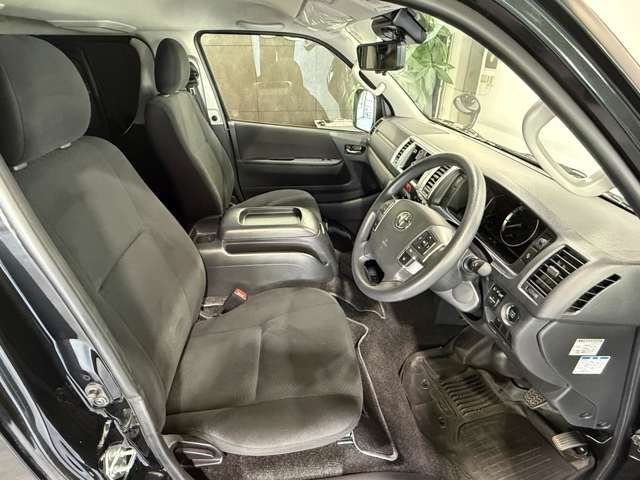 HIACE van 4WD
