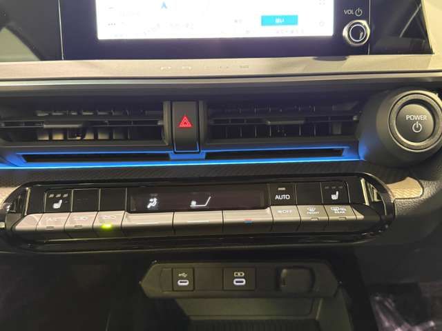 PRIUS 4WD