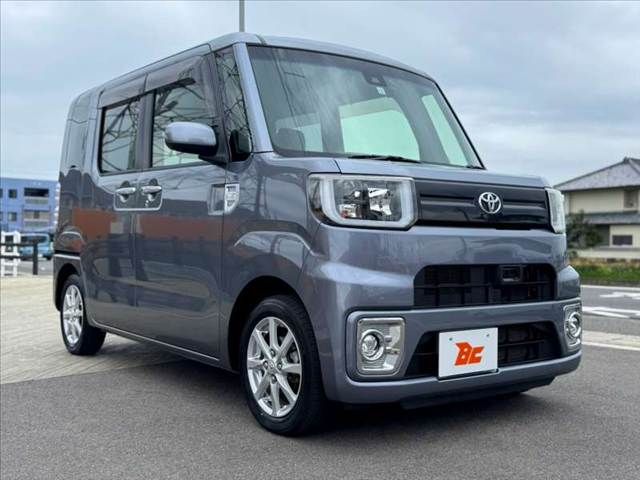 PIXIS MEGA 4WD