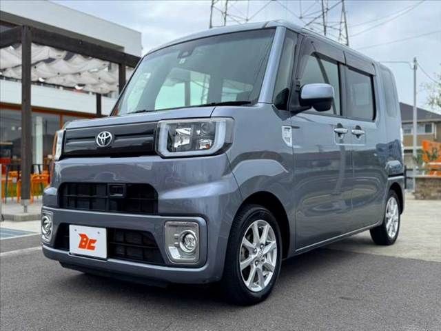 PIXIS MEGA 4WD