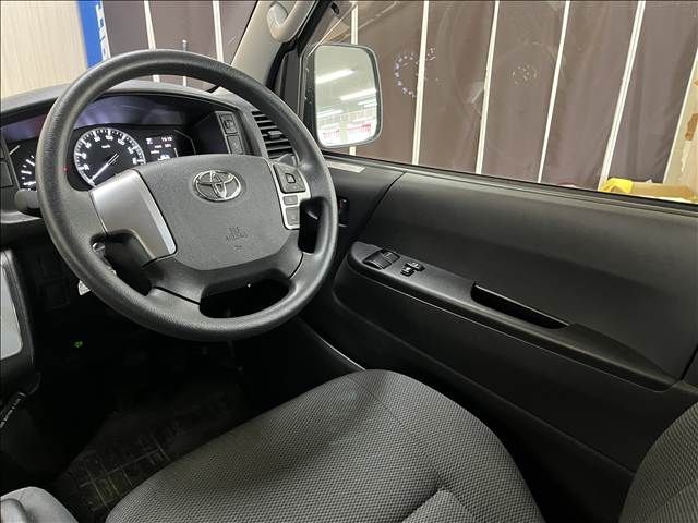 HIACE van 2WD