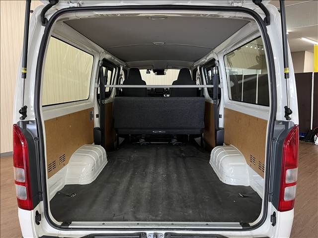 HIACE van 2WD