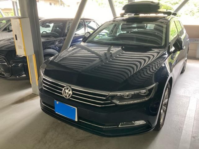 VW Passat Variant