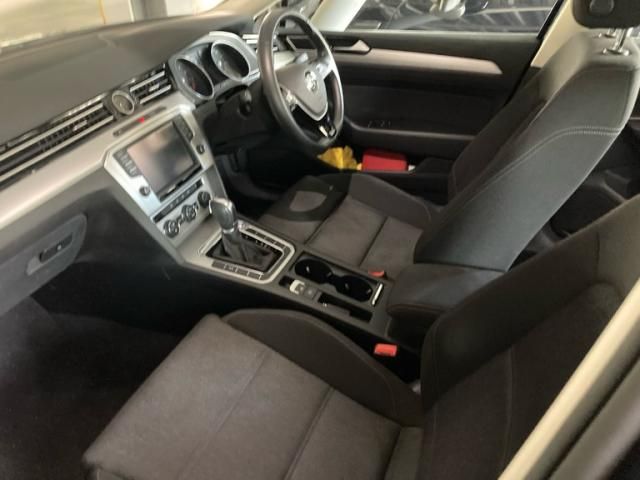 VW Passat Variant